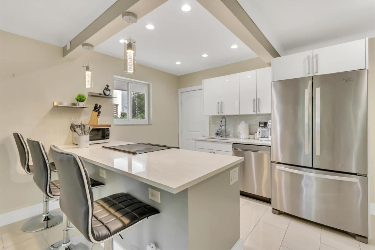 Bright Pompano Beach With Pool Access 外观 照片