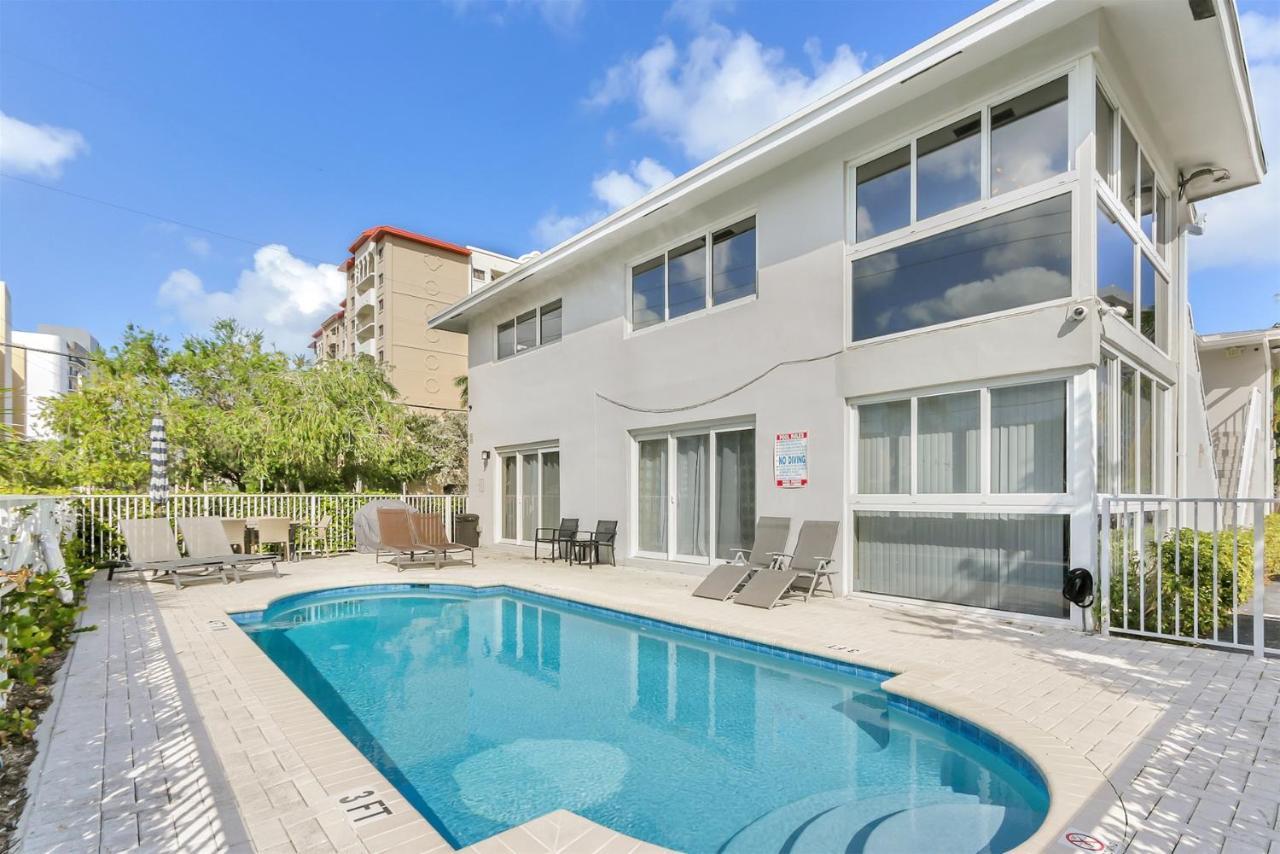 Bright Pompano Beach With Pool Access 外观 照片