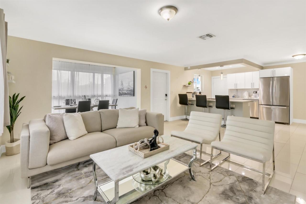 Bright Pompano Beach With Pool Access 外观 照片