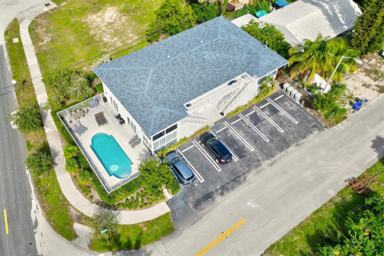 Bright Pompano Beach With Pool Access 外观 照片